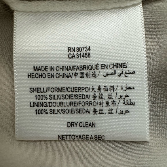 BCBG MaxAzria Runway, V Neck Grey and White Silk Tie Dress, size XS - Picture 7 of 7